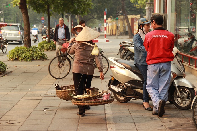 Vietnam Urlaub - Saigons Straßenhändler