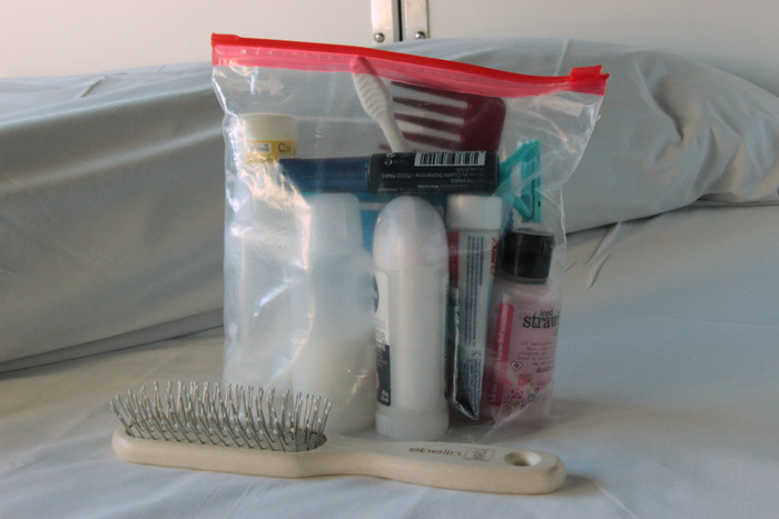 Packliste - Handgepäck für lange Zugfahrten - Kulturbeutel