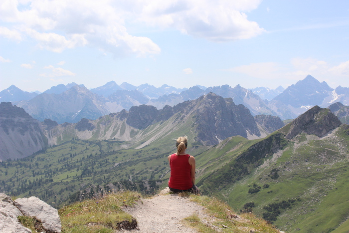 Als Frau alleine wandern - Alpenpanorama