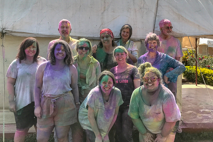 PinkCompass-Indien-HoliFestival